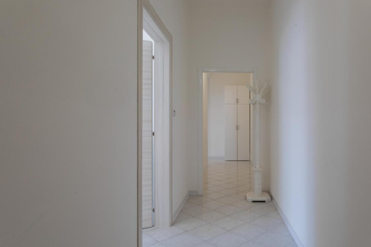 15 - Tourist House Bologna Primaticcio - Self Check-In Apartment Bagian luar foto