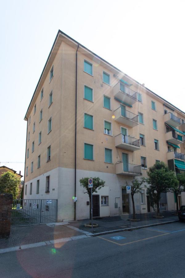 15 - Tourist House Bologna Primaticcio - Self Check-In Apartment Bagian luar foto