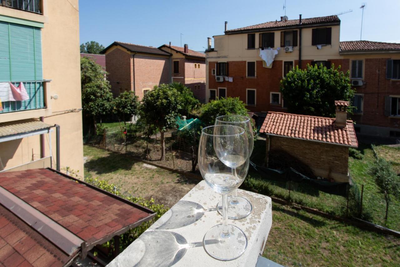 15 - Tourist House Bologna Primaticcio - Self Check-In Apartment Bagian luar foto