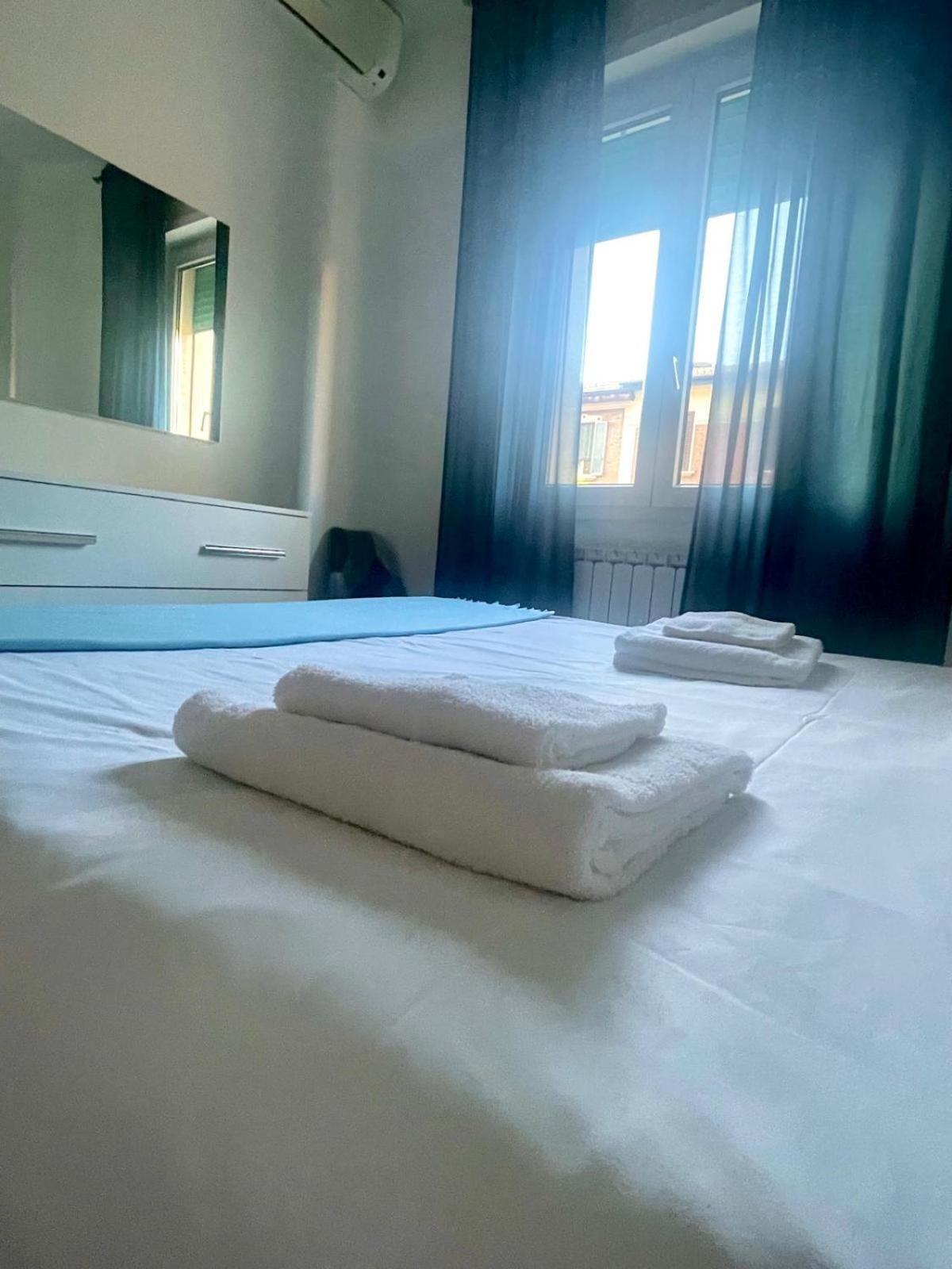 15 - Tourist House Bologna Primaticcio - Self Check-In Apartment Bagian luar foto